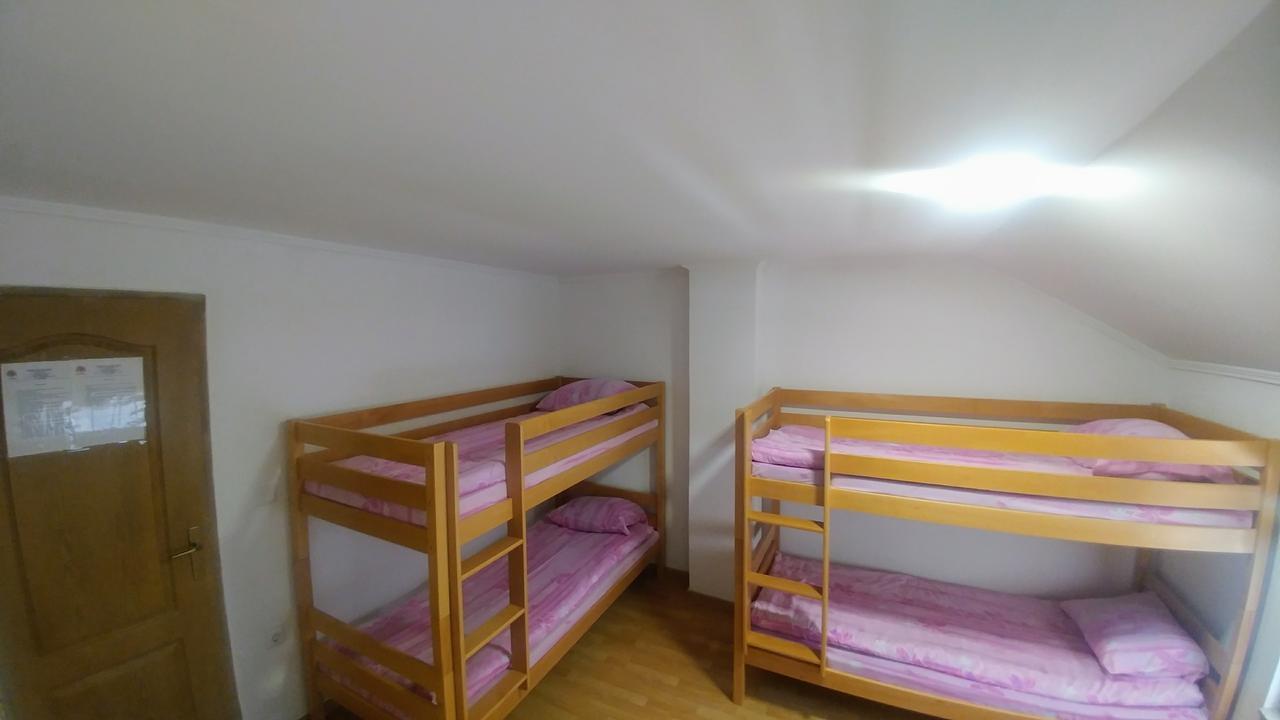 Hostel Srebrenica Zewnętrze zdjęcie