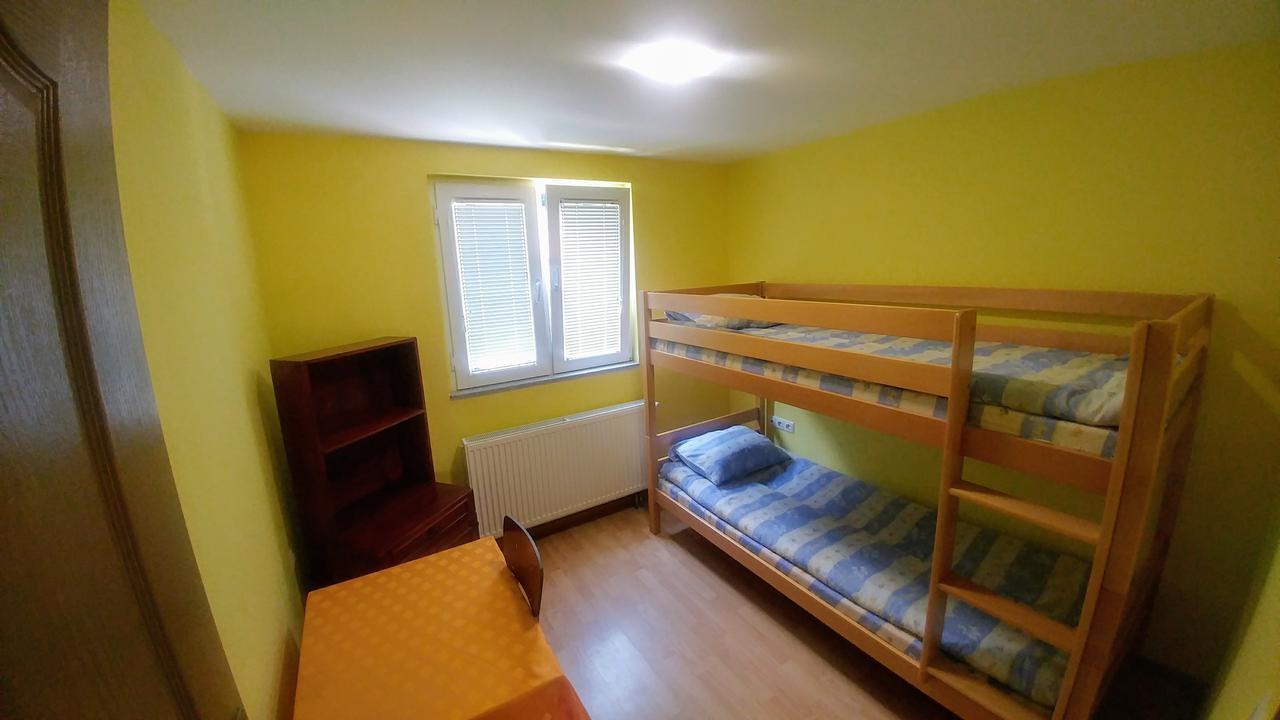 Hostel Srebrenica Zewnętrze zdjęcie